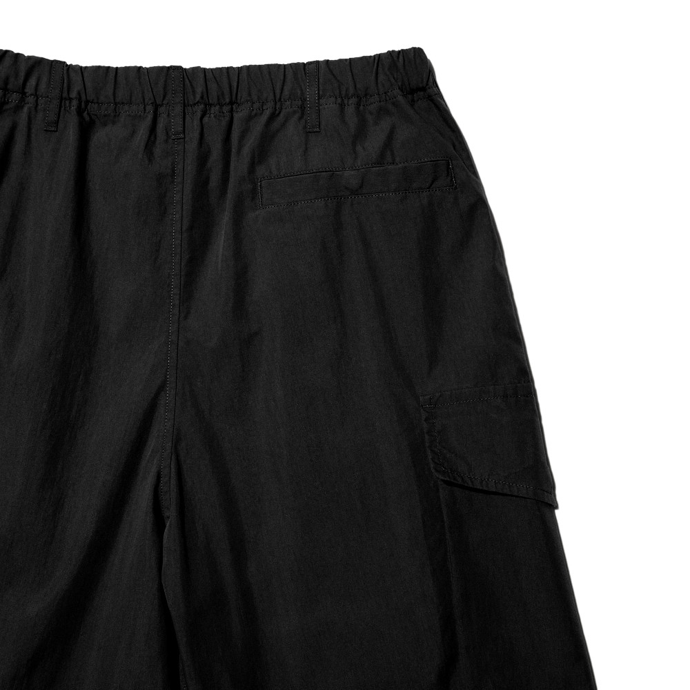 Uniqlo U Baggy Cargo Pants (Black)