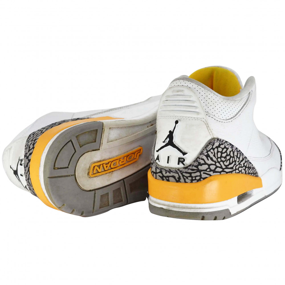Nike Air Jordan 3 Retro (Laser Orange)