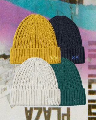 F/W25 KAWS x Uniqlo Knitted Beanie Size: UNI Condition: 10/10 Price: 20€ •Buy online at www.flace.sk (Link in Bio)